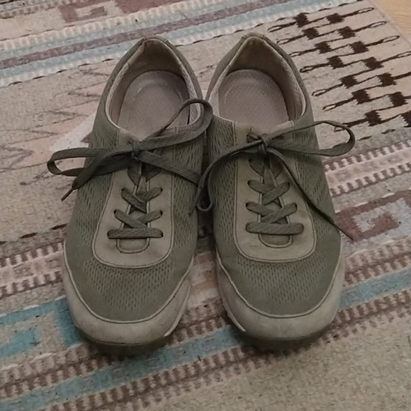 Olive green dansko sneakers/tennis shoes - Picture 1 of 5